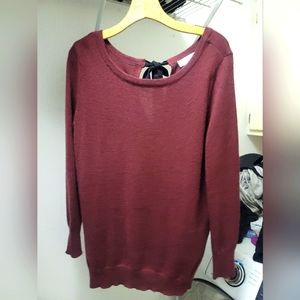 Motherhood sweater with ribbon tie in back